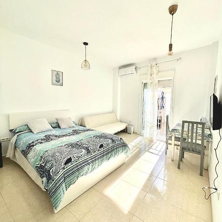 Luna Ensuites Centro Málaga Esterno foto